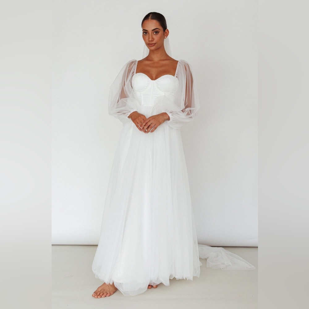 Fairytale Dream Sheer Sleeve Maxi Dress White
